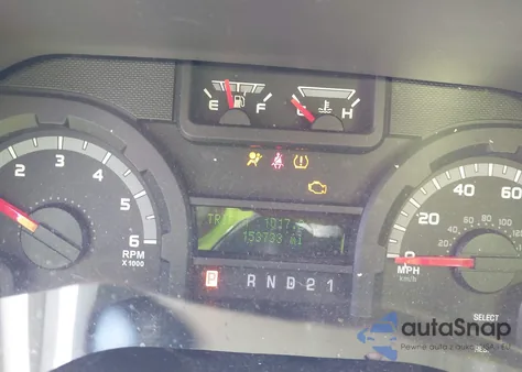 2013 Ford E-350 Super Duty Xlt z USA, uszkodzony, nr VIN 1FBNE3BL1DDA19787